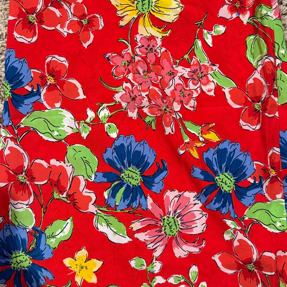 Sienna Sky size medium wide leg red floral pants with a large elastic waistband - Picture 4 of 5